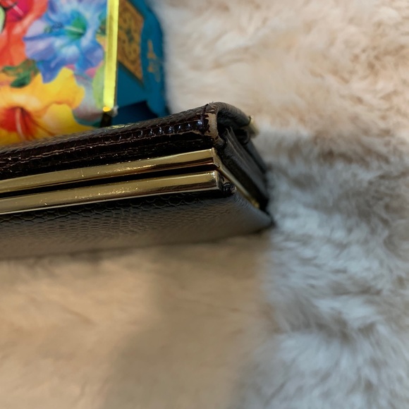 🌷Rare Vintage Alligator Leather clutch🔥 - Picture 9 of 10